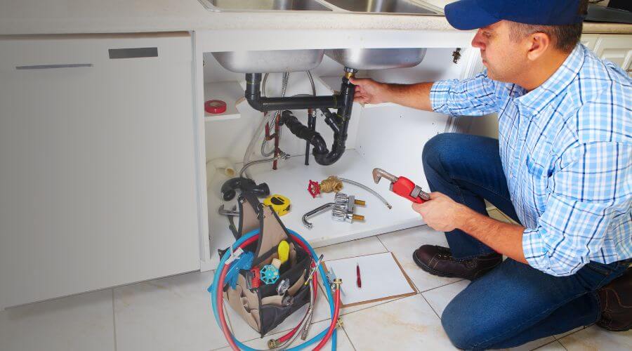 Local expert plumbing services in Naubinway, MI
